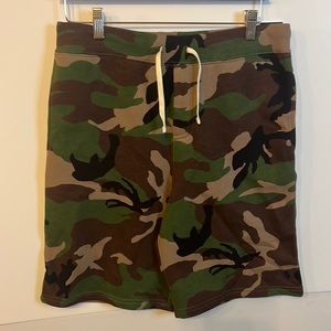 Ralph Lauren POLO Camo fleece shorts XL (18-20)